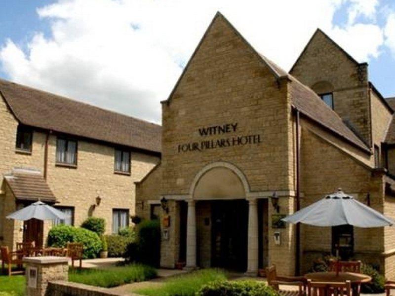 Oxford Witney Hotel Exterior photo